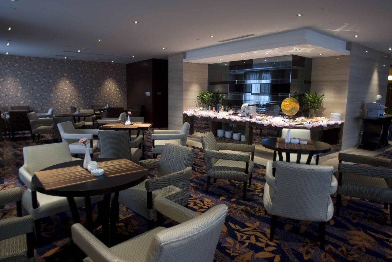 Zhongyou Garden Hotel Çengçou Restoran fotoğraf